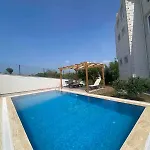 Villa Detached In Antkoop