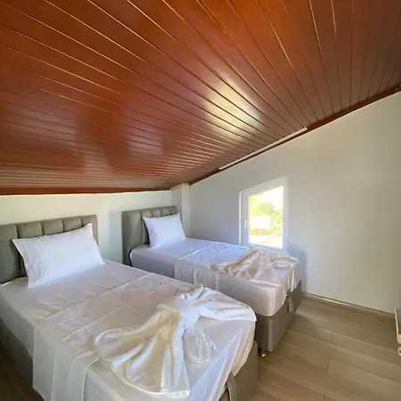 Detached In Antkoop * Serik