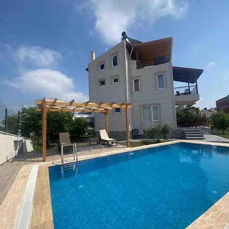 Detached In Antkoop